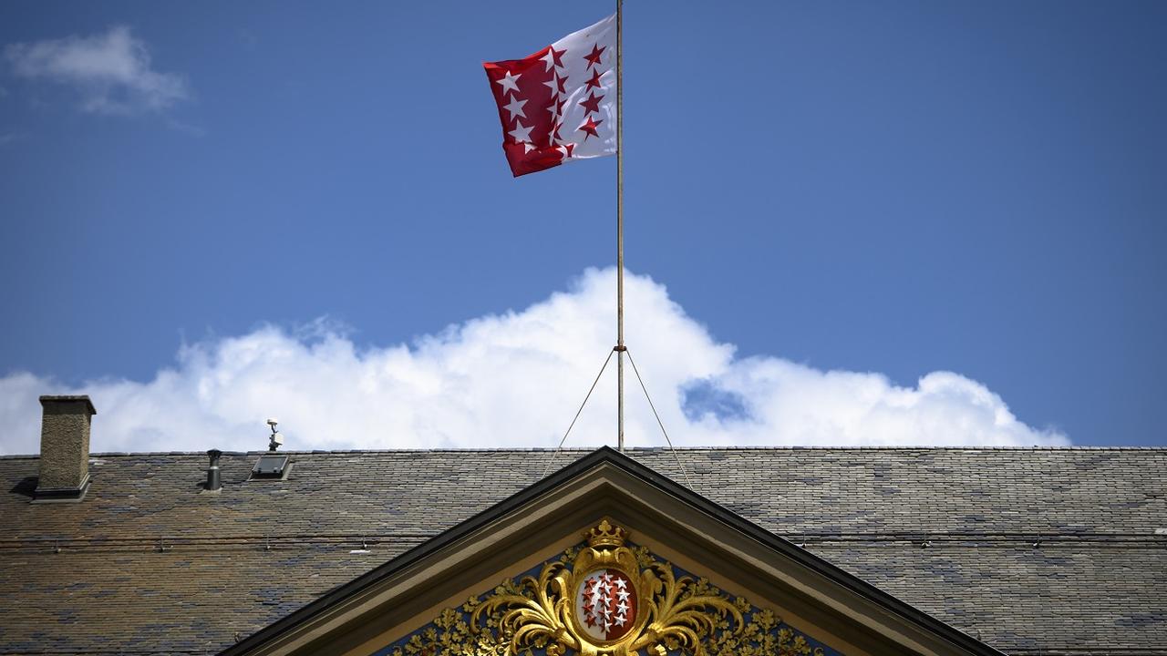 6 personnes seulement se sont portées candidates pour accéder au Conseil d'Etat valaisan. [KEYSTONE - Laurent Gillieron]