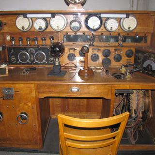 Le premier émetteur de Radio-Lausanne créé par Roland Pièce et Jacques-Louis
Mercanton, 1923. [ralf dahler]