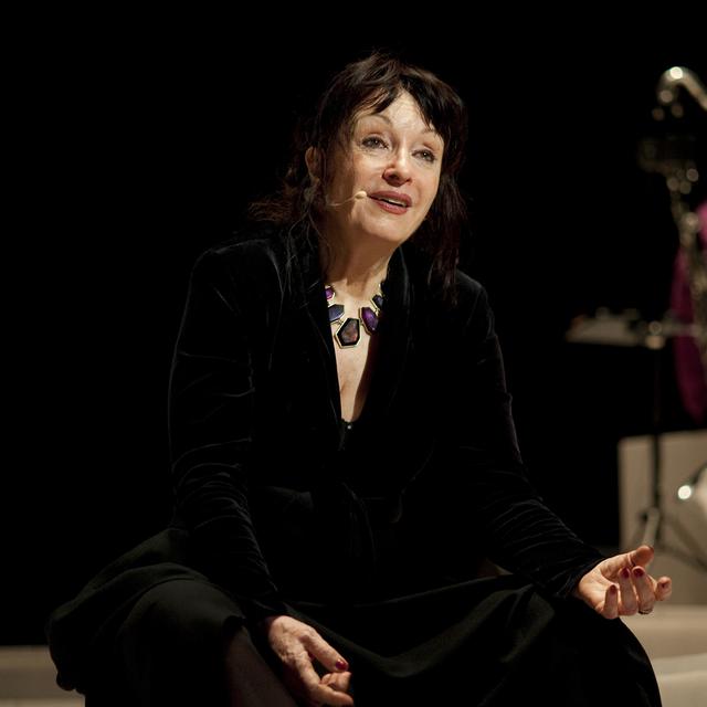 Yvette Théraulaz dans le spectacle musical "Comme un vertige". [Comédie de Genève. - Carole Parodi.]