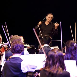 Charles Dutoit dirige le Verbier Festival Orchestra. [verbierfestival.com - Nicolas Brodard]