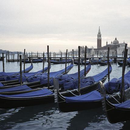 A Venise, on se déplace plus en barque qu’en gondole. [Patricia Laguerre]