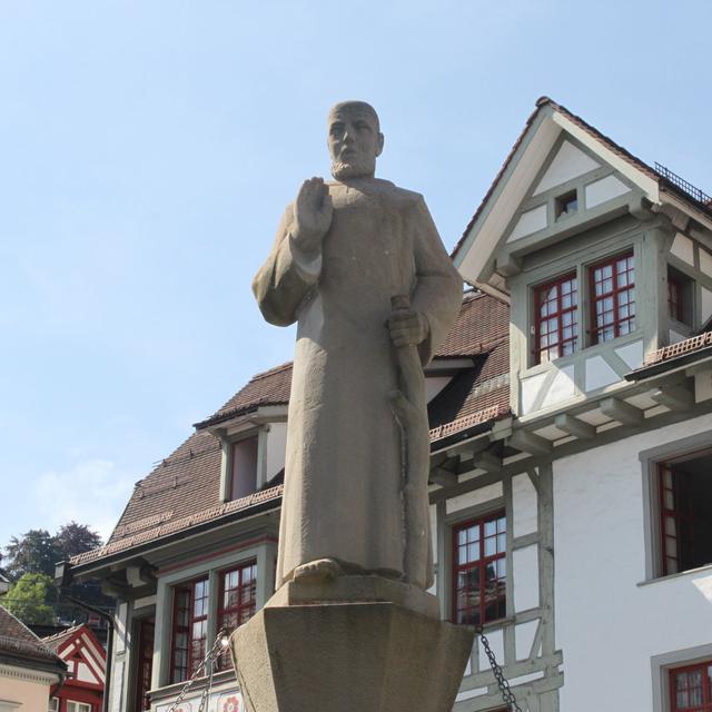 Statue de Saint-Gall. [Bernard Litzler]