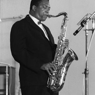 Le saxophoniste John Coltrane.