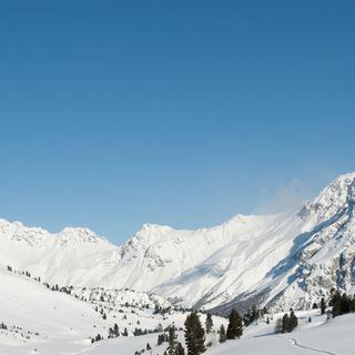 Le Parc national suisse, dans la vallée de l'Engadine, dans le canton des Grisons, est la grande réserve naturelle de Suisse. [nationalpark.ch]
