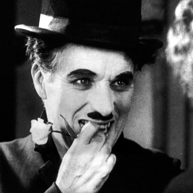 Charlie Chaplin dans "Les lumières de la ville".