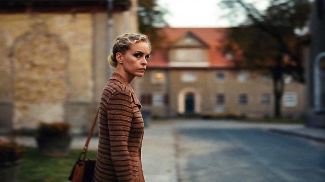 "Barbara" (Nina Hoss) de Christian Petzold. [the-match-factory.com/barbara]