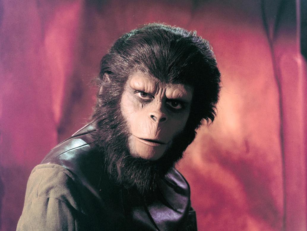 "La planète des singes" de Franklin J. Schaffner (1968) est l’une des adaptations du roman de Pierre Boulle. Dans ce classique du cinéma, le héros découvre la planète Terre du futur où, suite à une guerre nucléaire, les humains se retrouvent dominés par les singes. [The Picture Desk – Kobal]
