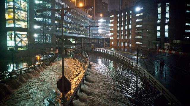 L'eau envahit l'entrée du Carey Tunnel, lors du passage de l'ouragan Sandy sur New York, le 29 octobre 2012. [Getty Images / AFP - Andrew Burton]