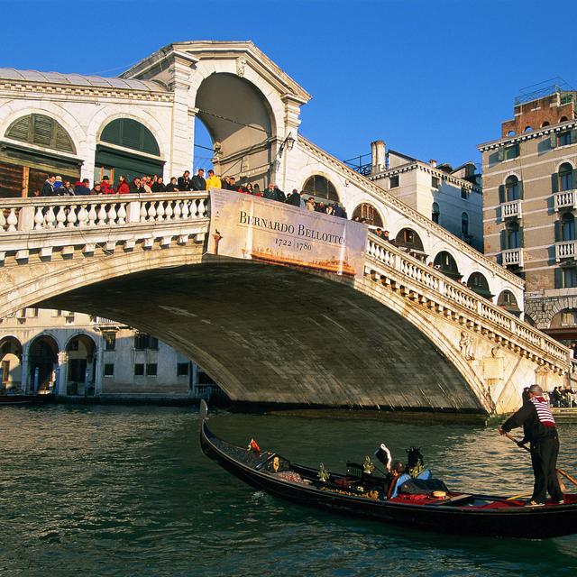 Le pont du Rialto à Venise. [Only world / AFP - Henri Tabarant]