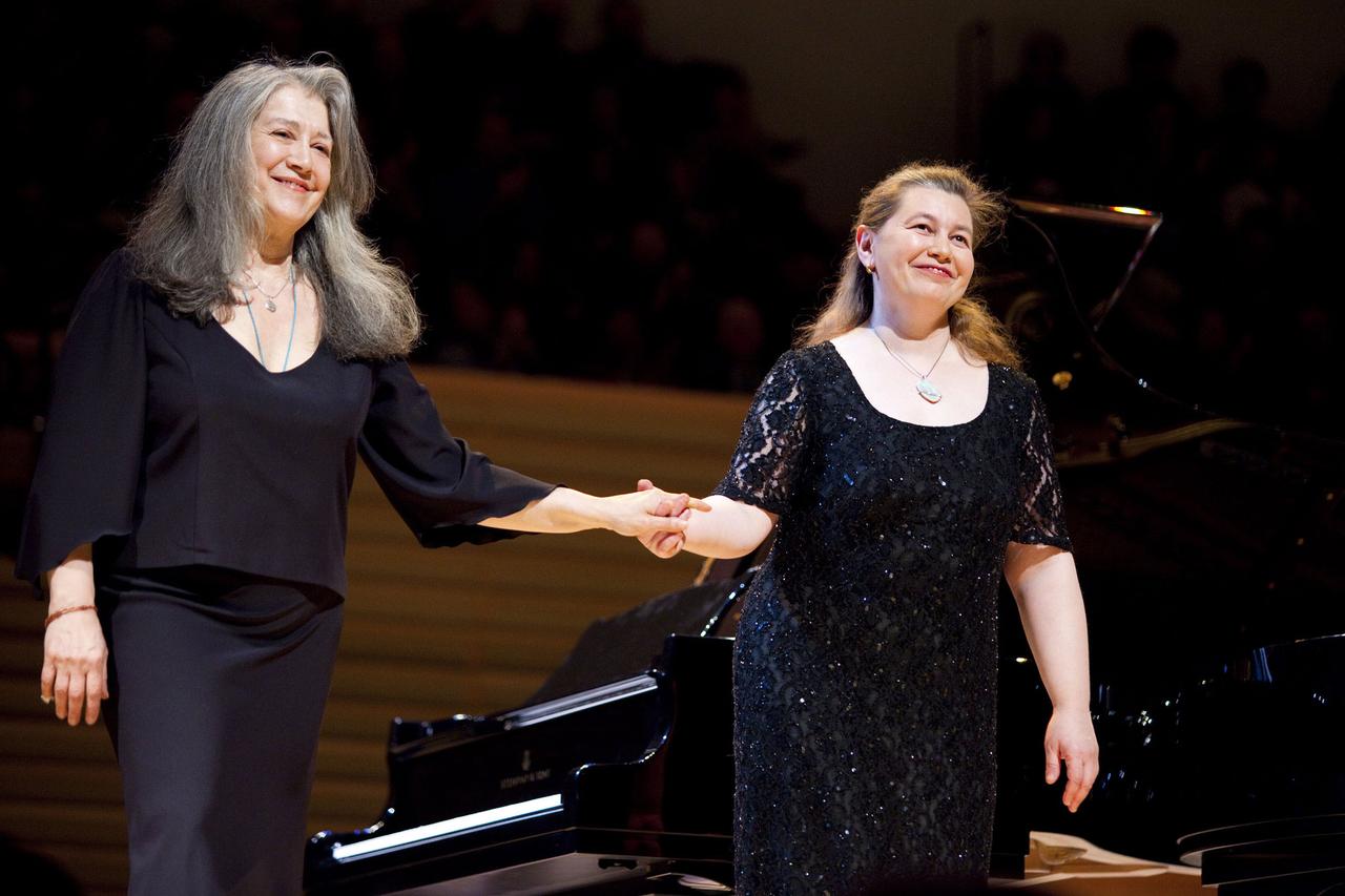 Les pianistes Martha Argerich et Lilya Zilberstein au Festival de Lugano en 2010. [Fred Toulet/Leemage]