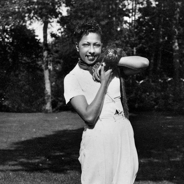 Joséphine Baker en 1945. [Roger Viollet/Harlingue]