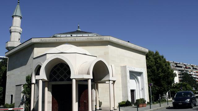 La mosquée de Genève et son minaret. [Salvatore Di Nolfi]