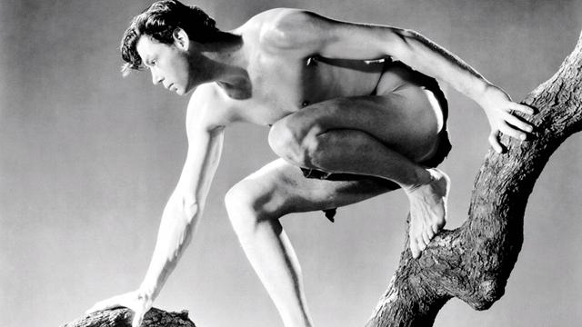 Johnny Weissmuller dans le rôle de "Tarzan" en 1934. [Wolf Tracer Archive / Photo 12 / AFP]