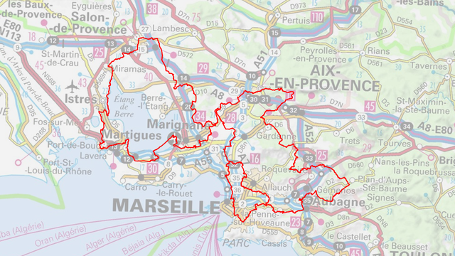 Le tracé du sentier GR 2013, qui forme un huit entre Aix-en-Provence et Marseille.