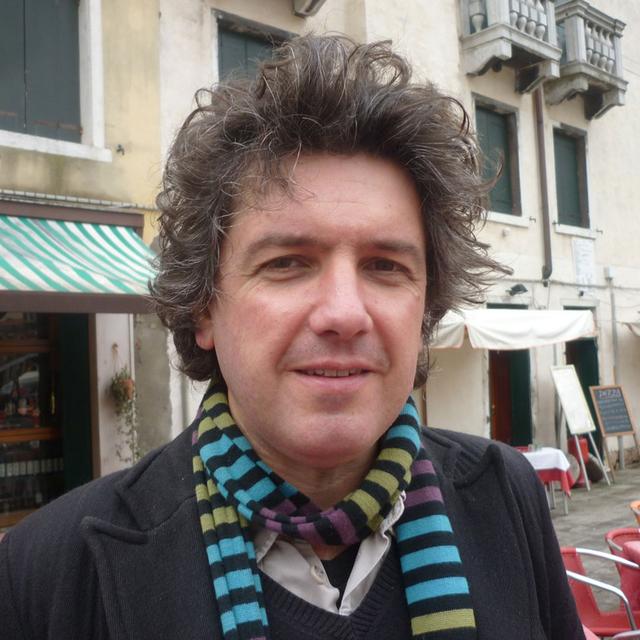 Lucien d'Azay dans les rues de Venise.