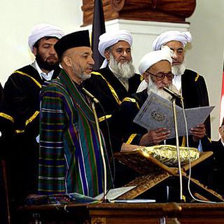 Hamid Karzai, président de l'Afghanistan, prépare l'avenir économique de son pays. [wikipedia]