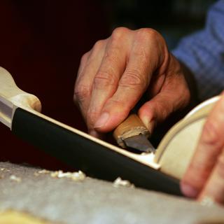 L'art du luthier. [Philippe Minisini]