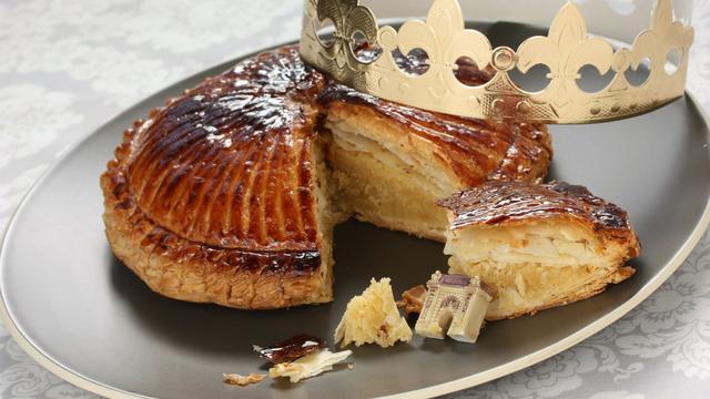 La galette des rois, ou la couronne, une tradition de chaque début d'année. [uckyo]