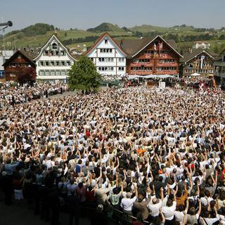 Landsgemeinde à Appenzell le 29 avril 2007. [Alessandro Della Bella]