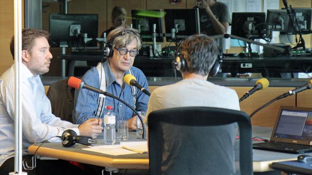 Les réalisateurs Wim Wenders et Juliano Ribeiro Salgado sont les invités de Pierre Philippe Cadert. [Andréanne Quartier-la-Tente]