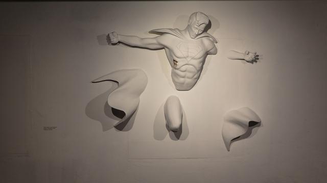 Superman, oeuvre de Adrian Tranquilli exposée à la Maison d'Ailleurs. [Anne Bichsel]