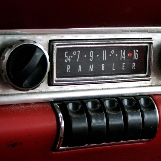 Radio vintage. [CC BY-NC-ND 2.0 - vtengr4047/Flickr]