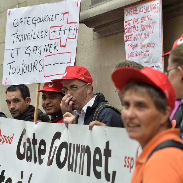 Manifestation des employés de Gate Gourmet, le 3 octobre 2013 à Genève. [Martial Trezzini]
