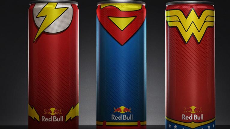 Trois canettes du projet "Red Bull Superheroes". [diego-fonseca.com - Diego Fonseca]