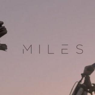 Un visuel de "MILES". [vimeo.com/116108307]