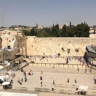 Le mur occidental et l'esplanade des mosquées à Jérusalem. [RTS - Jean-Christophe Emery]