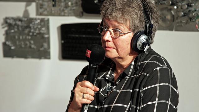 Martine Gagnebin, présidente de l’Association suisse des droits de la Femme, à "L'Agence" le 8 mars 2015. [Cécile Möller]