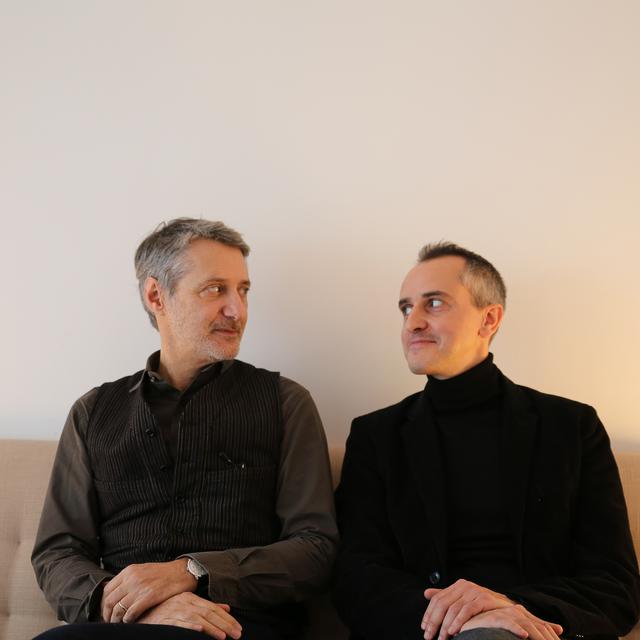 Antoine de Caunes (à gauche) et Bertrand Bichaud, producteur de l'émission. [RTS - Delphine Houdemond]