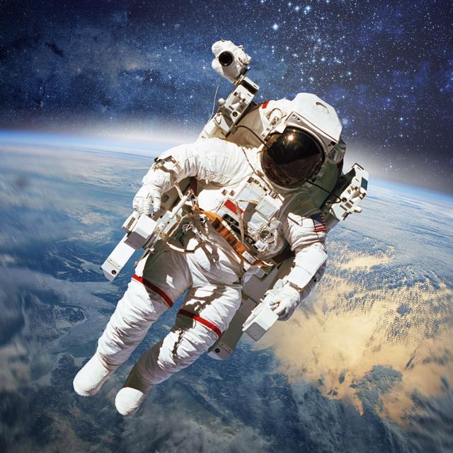Le scooter spatial sécurise les astronautes durant leurs sorties extravéhiculaires. [ibreakstock]