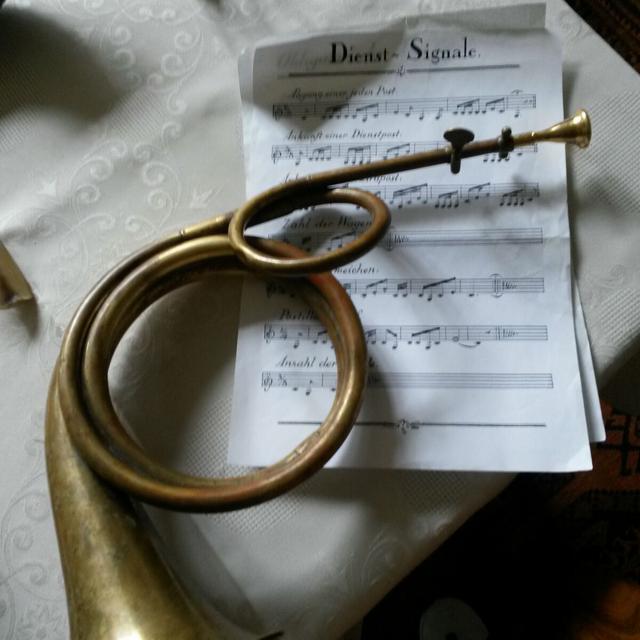 Collection de cors et cornes, chez Bruno Schneider.  Musique en Mémoire "Histoires de Cors" 28 mars au 1er avril 2016 [Catherine Buser]