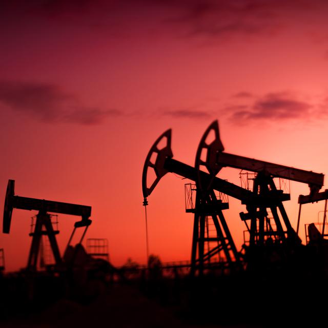 "La Planète Bleue" s'interroge sur la baisse historique du prix du pétrole. [Fotolia - Ded Pixto]