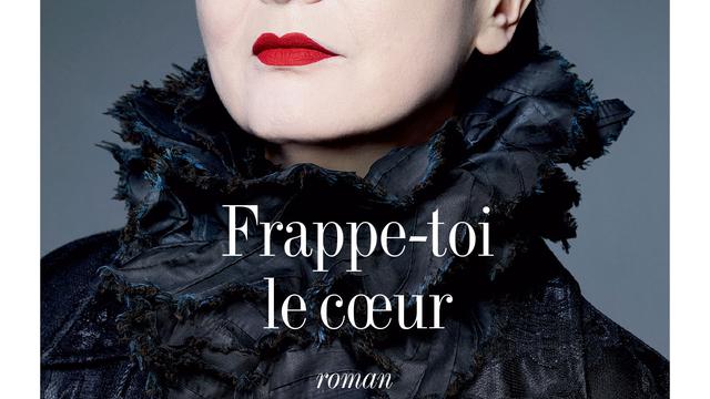 Couverture de "Frappe-toi le cœur" dʹAmélie Nothomb, chez Albin Michel. [Albin Michel]