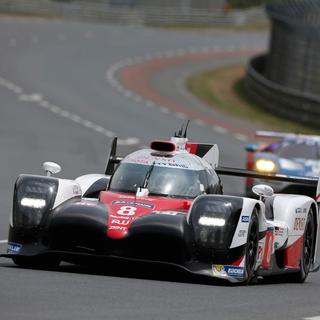 La Toyota co-pilotée par Sébastien Buemi aux 24 Heures du Mans 2016.
Jean-Michel Le Meur/dppi
AFP [AFP - Jean-Michel Le Meur/dppi]