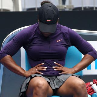 Serena Williams a disputé et remporté l'Open d'Australie 2017 en étant enceinte.
EPA/Lynn Bo Bo
Keystone [Keystone - EPA/Lynn Bo Bo]