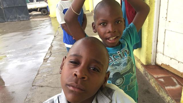 Des enfants à Maputo, Mozambique. [RTS - Cédric Guigon]