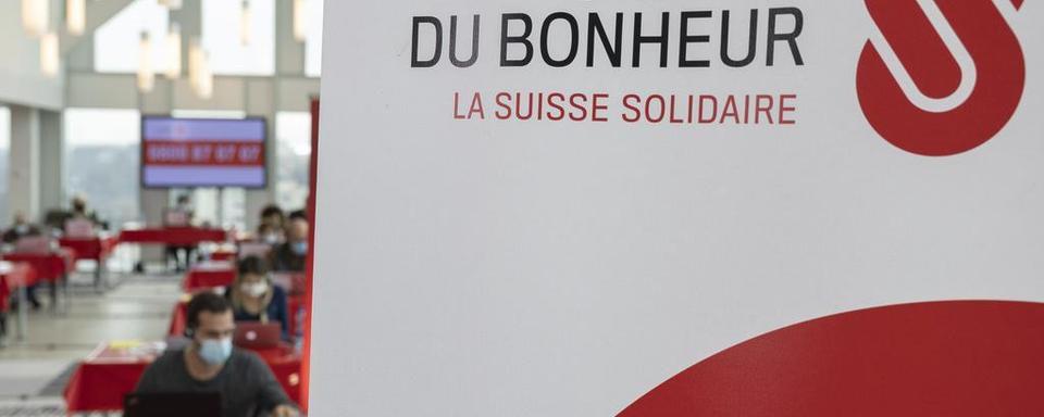 Depuis le début de la guerre en Ukraine, plus de 115 millions de francs de dons sont parvenus à la Chaîne du Bonheur [Keystone - Salvatore Di Nolfi]