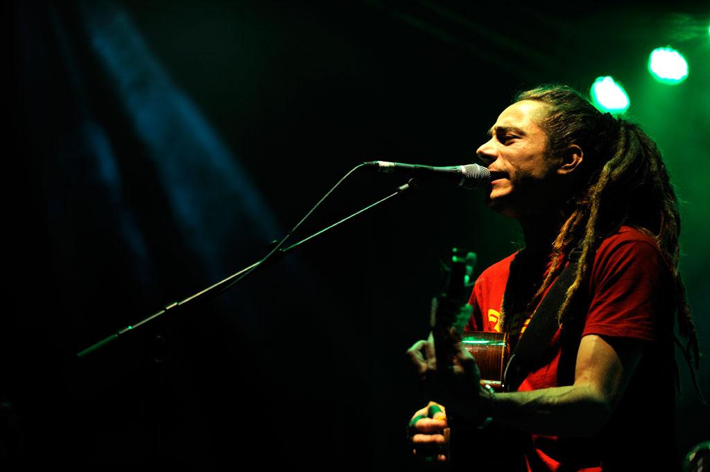 Junior Tshaka au Club Tent du Paléo Festival de Nyon le 23 juillet 2010. [Paléo - Anne Colliard]