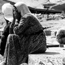 Femmes palestiniennes des camps de Sabra et Chatila au lendemain des massacres du 16 au 18 septembre 1982. [Keystone]
