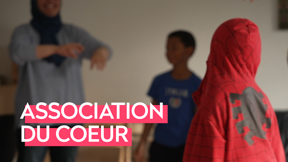 Coeur à Coeur 2022: Visite de l'association Solidarité Femmes à Fribourg. [RTS - Coeur à Coeur]