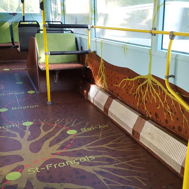 Intérieur du Végibus sur la ligne 9 qui relie Prilly à Pully. [RTS - Xavier Bloch]