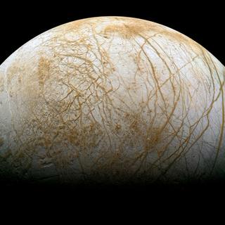 Europa / une des lunes de Jupiter [NASA/JPL/Ted Stryk]