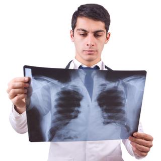 Les poumons sont des organes susceptibles de développer diverses infections sérieuses. 
Elnur
Fotolia [Elnur]