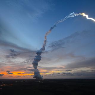 Décollage le 5 juin 2013 de la fusée ariane 5 à Kourou
