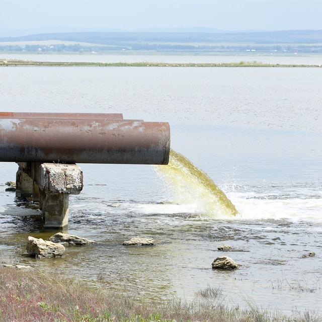 La pollution des eaux est un défi pour la sauvegarde de l'environnement. 
Dmitry Vereshchagin
Fotolia [Dmitry Vereshchagin]