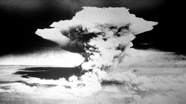 La bombe atomique d'Hiroshima, ou quand la science détruit la vie au lieu de l'améliorer.
Collection Roger-Viollet
AFP [Collection Roger-Viollet]