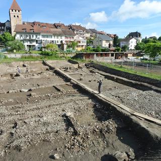 Chantier de fouille archéologique à Avenches. [aventicum.org]